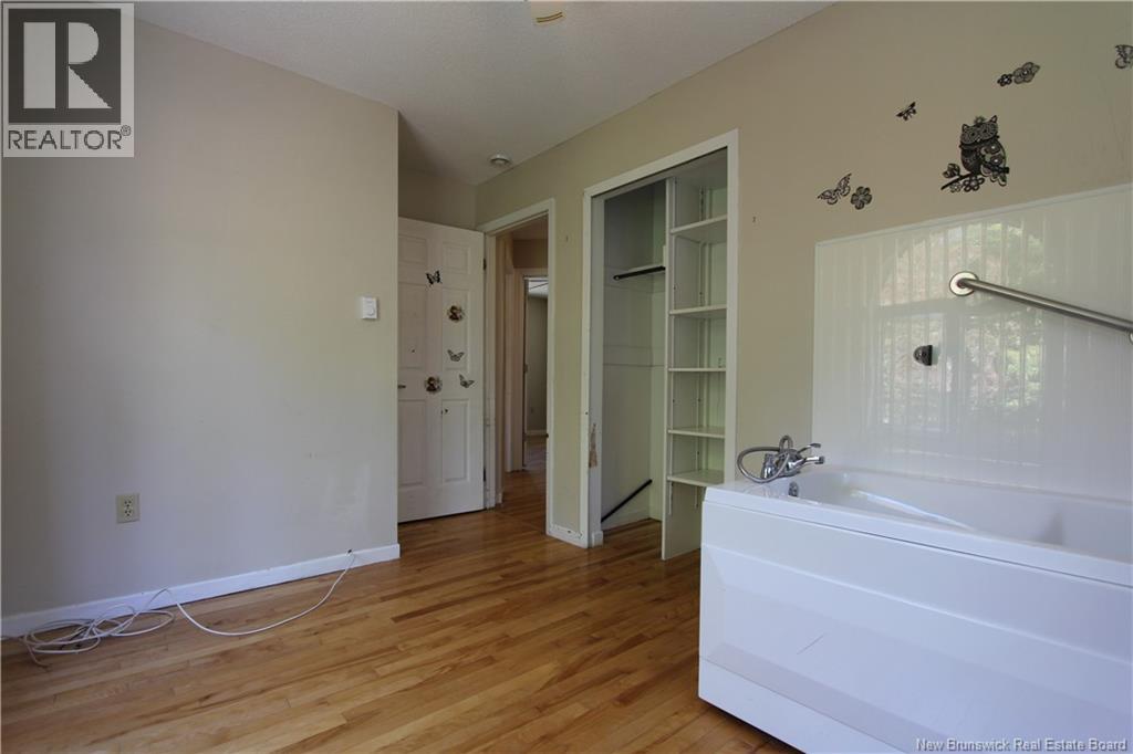 11 Cardinal Terrace - 42