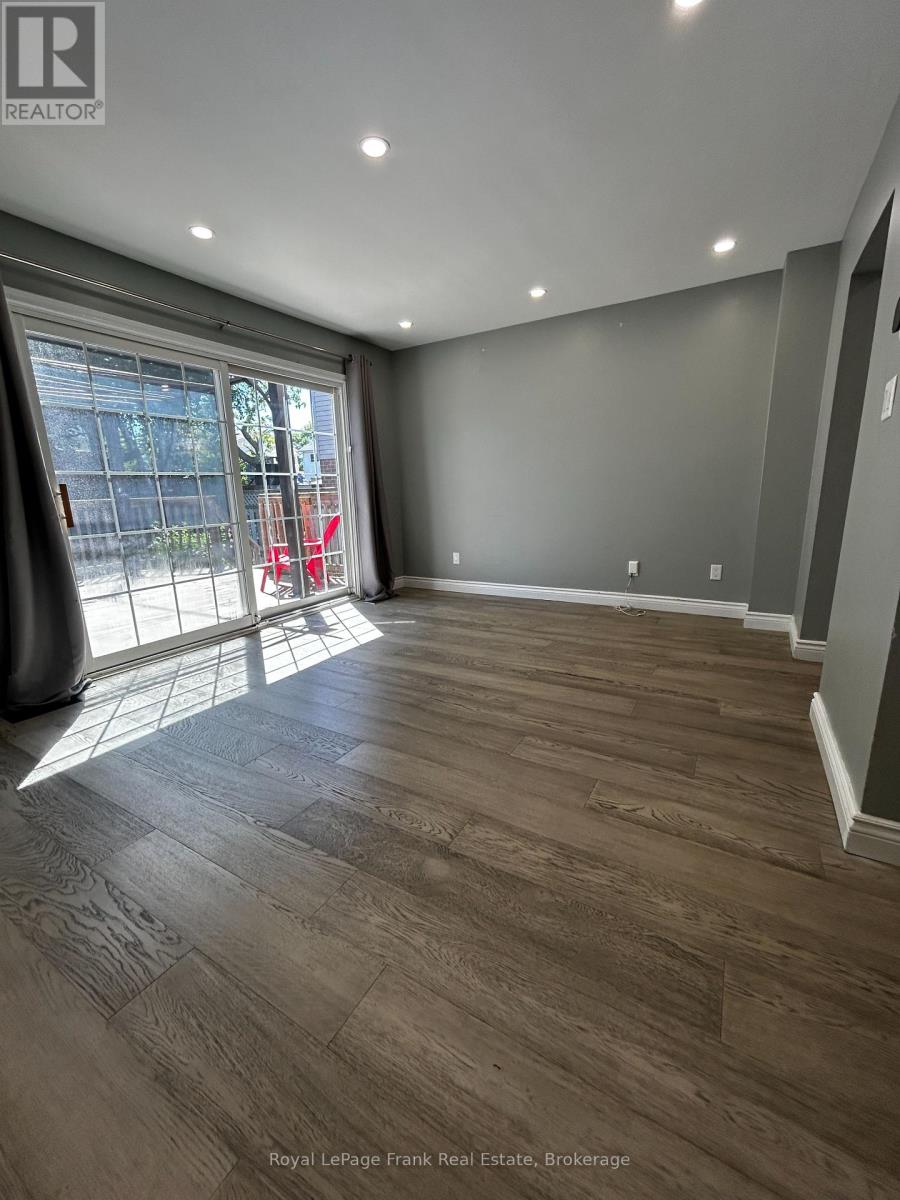 857 ATTERSLEY DRIVE - 15