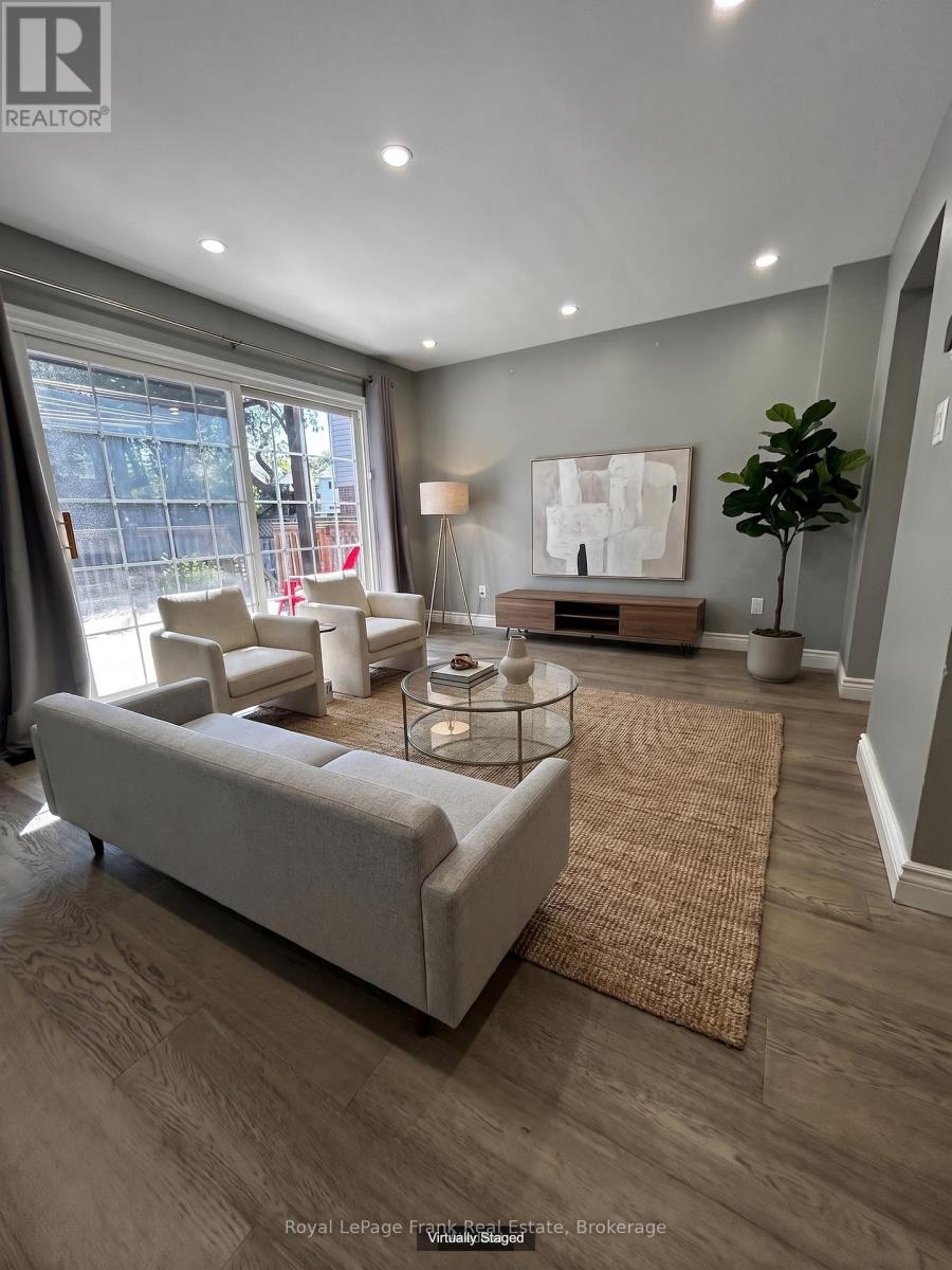857 ATTERSLEY DRIVE - 16