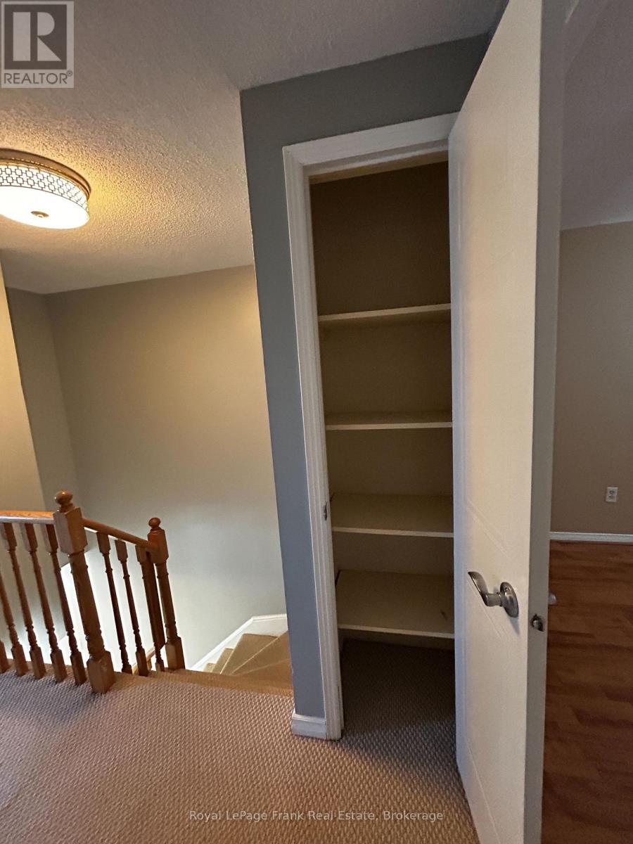 857 ATTERSLEY DRIVE - 29