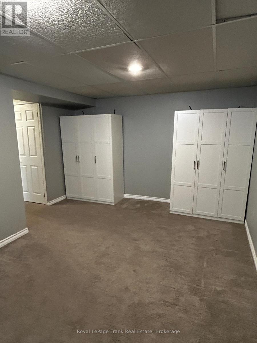 857 ATTERSLEY DRIVE - 36