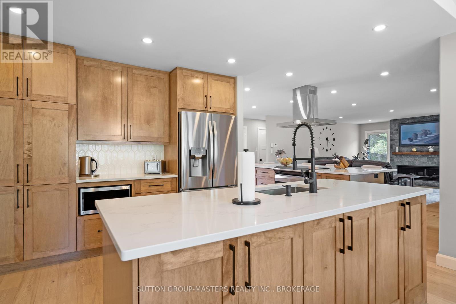 4900 NORTH SHORE CRESCENT - 13
