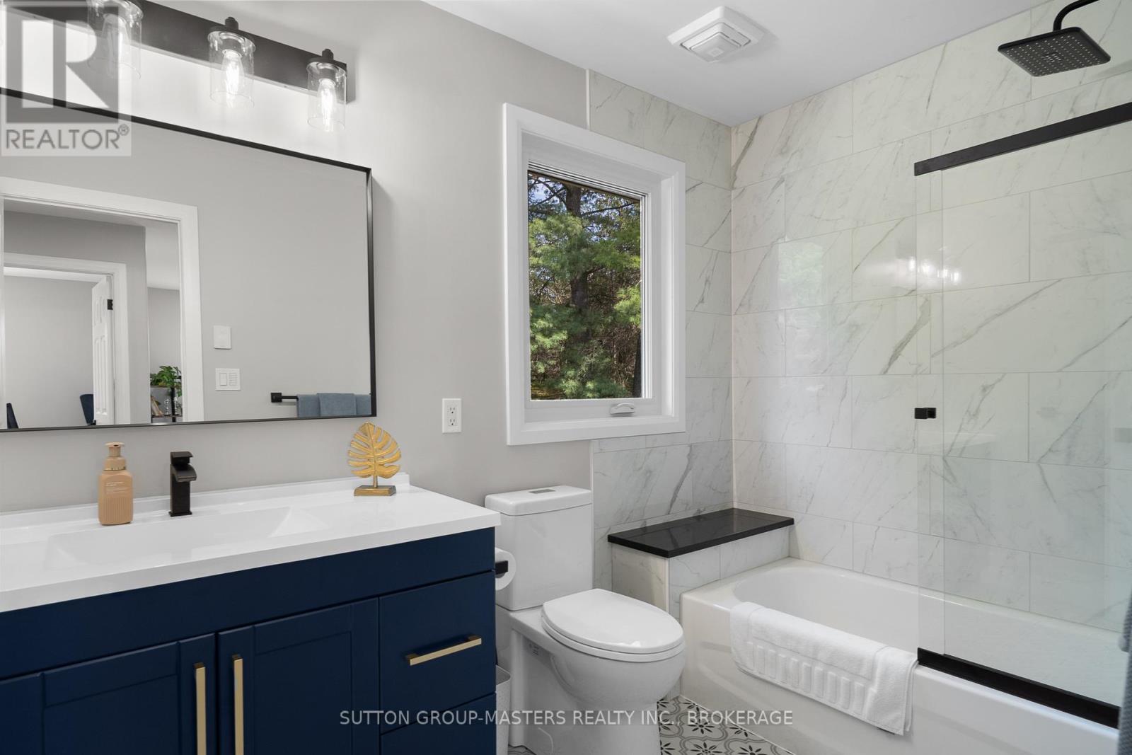 4900 NORTH SHORE CRESCENT - 27