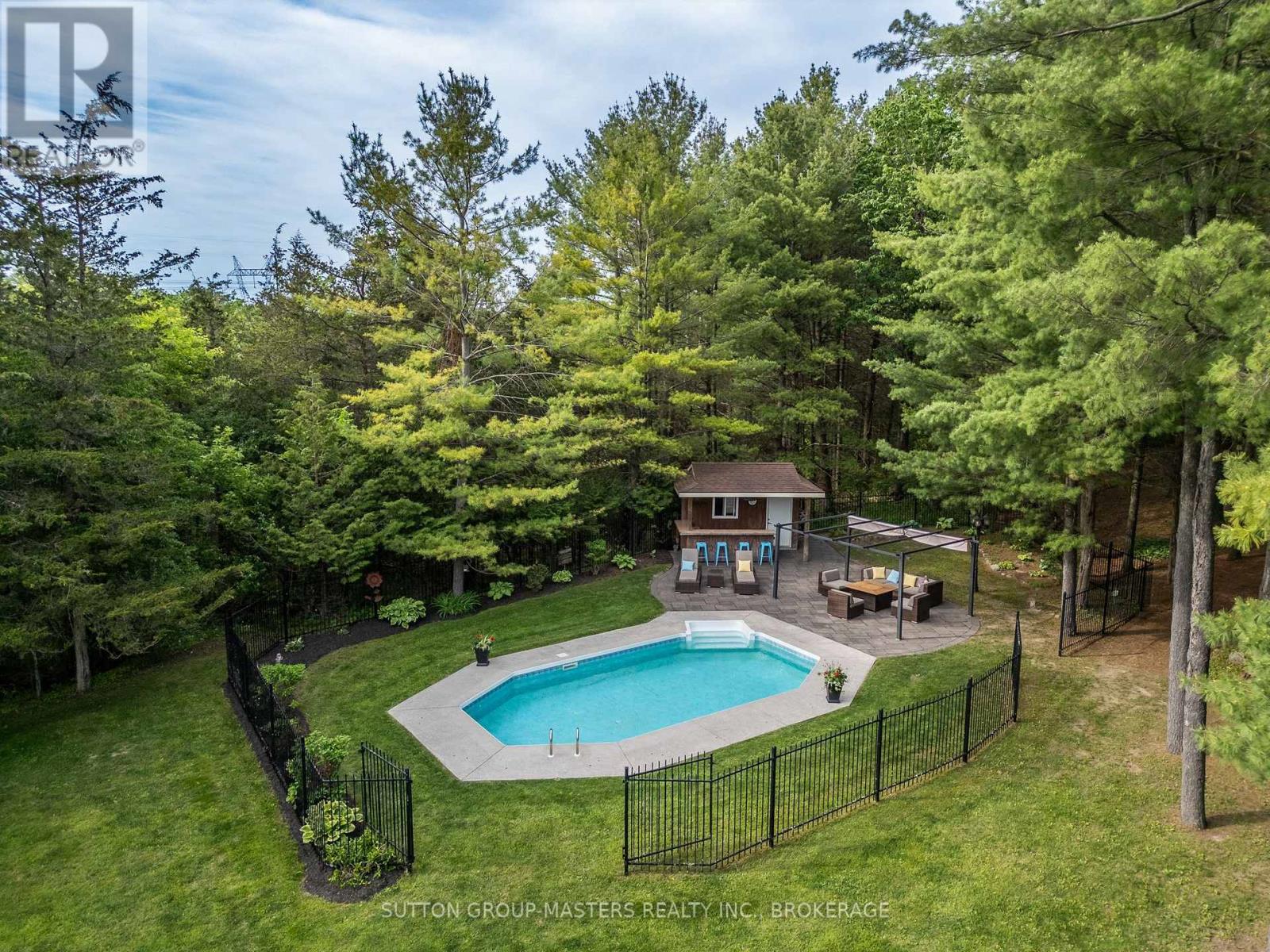 4900 NORTH SHORE CRESCENT - 3