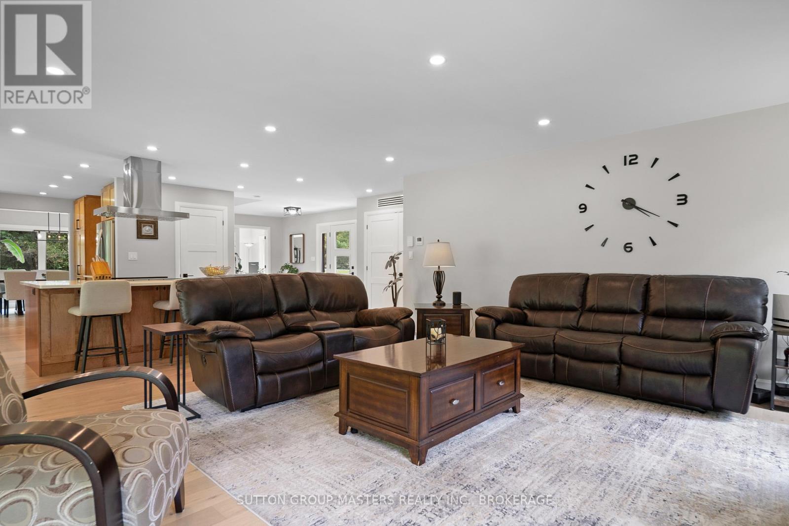 4900 NORTH SHORE CRESCENT - 7