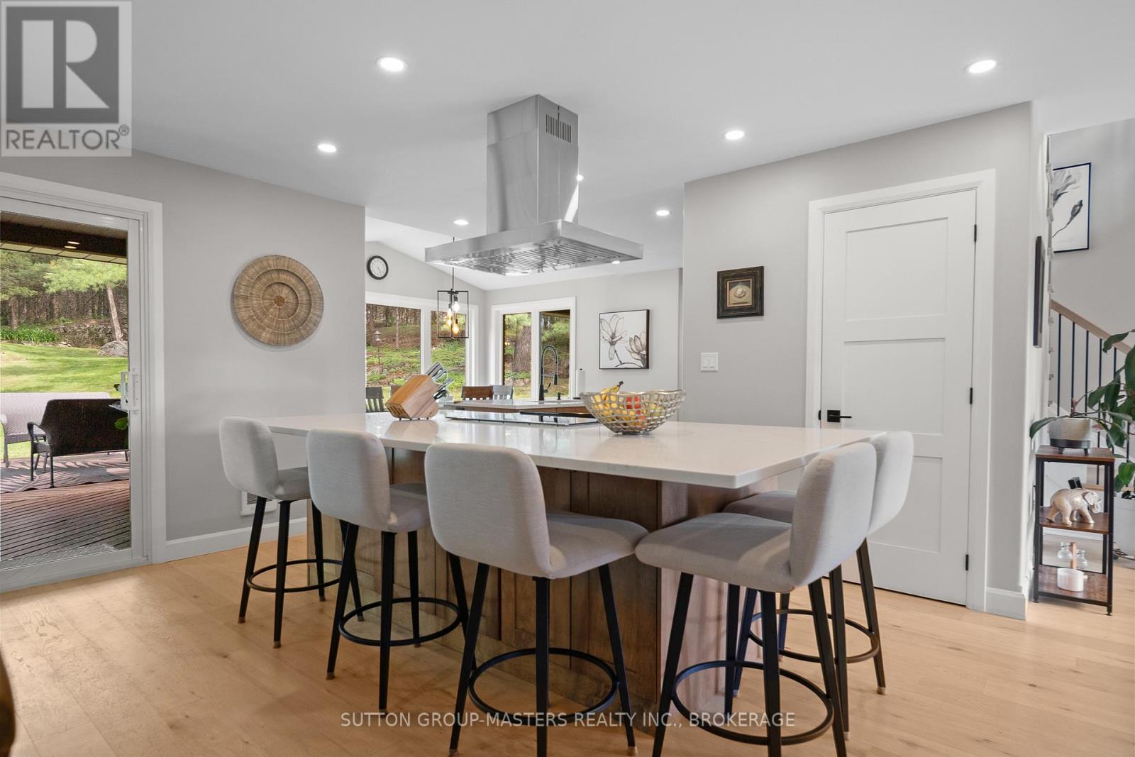 4900 NORTH SHORE CRESCENT - 9