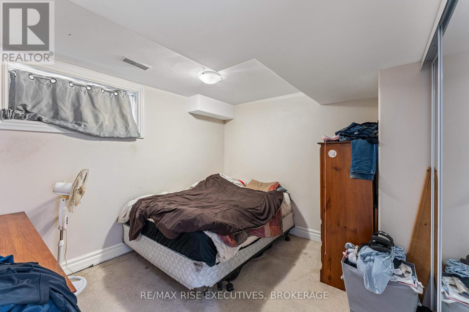 639 WALTERS STREET - 26