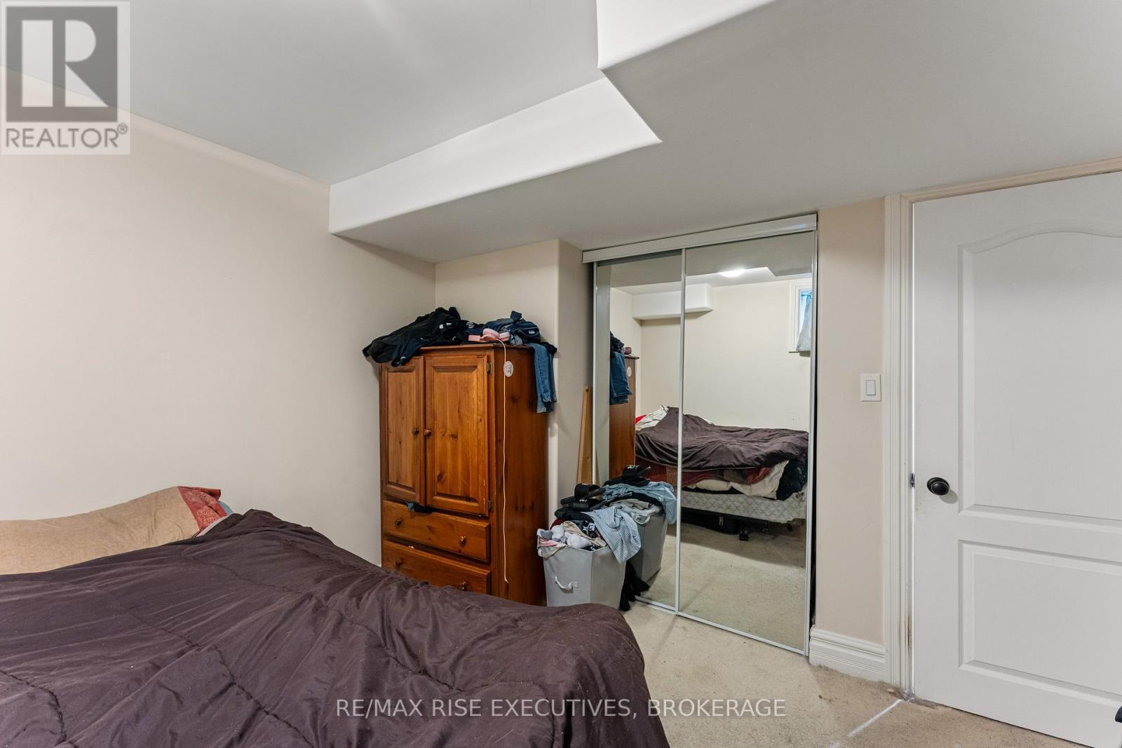 639 WALTERS STREET - 28