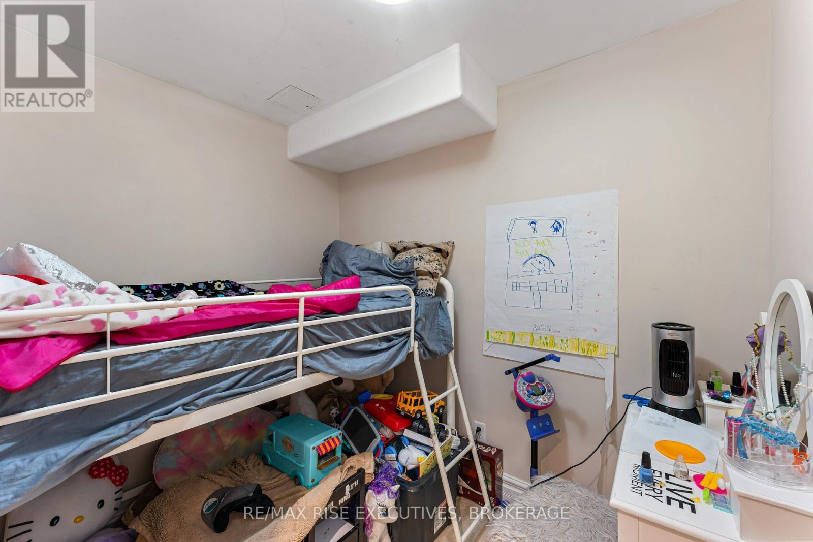 639 WALTERS STREET - 29