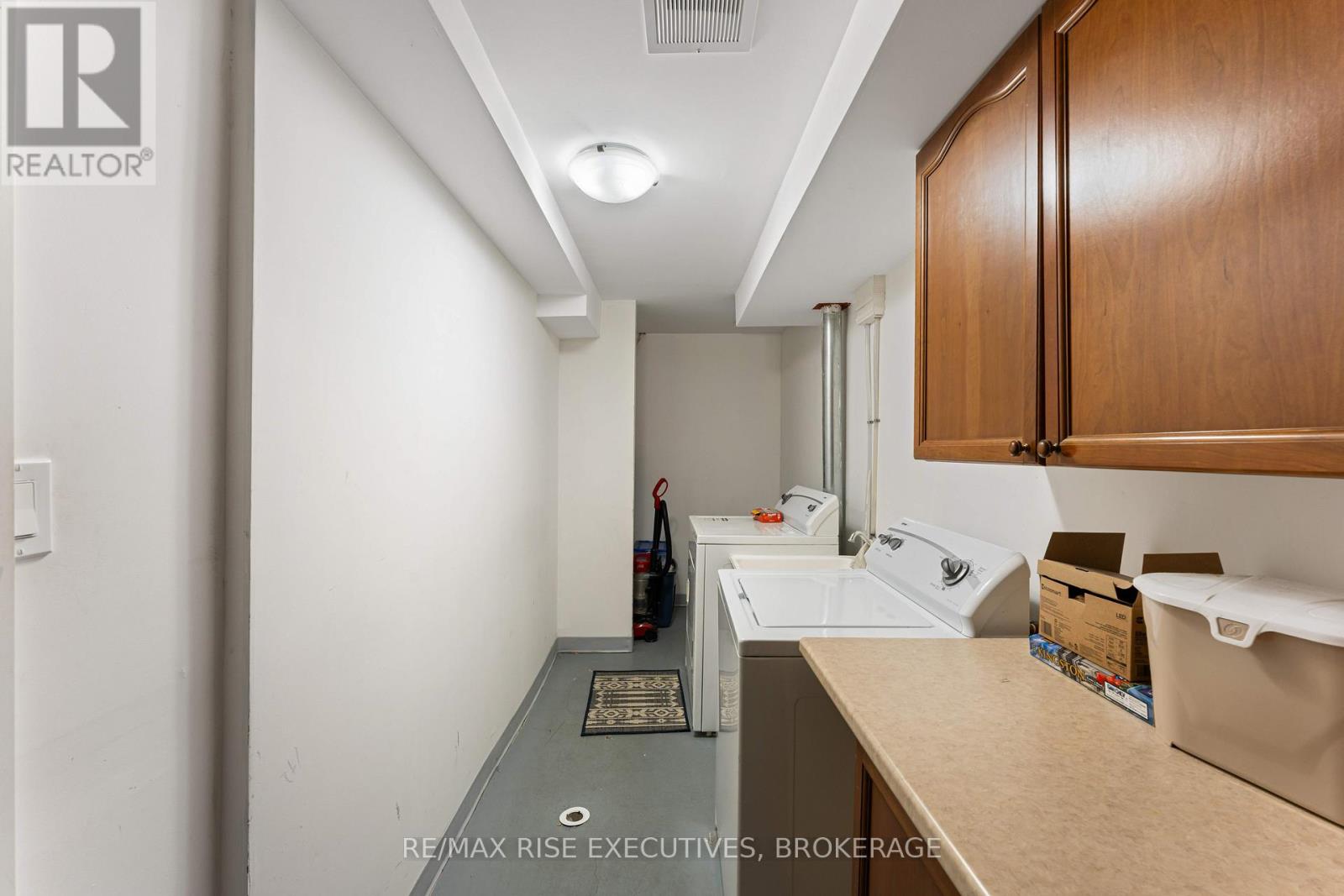 639 WALTERS STREET - 36