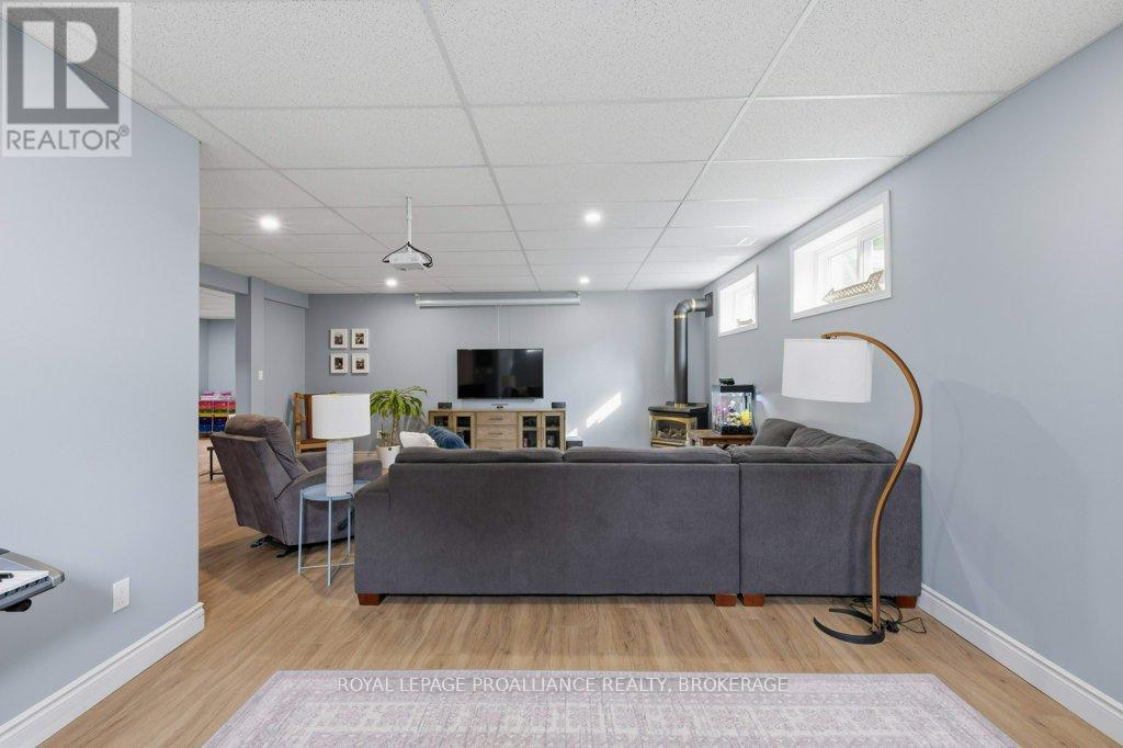 600 SHILOH AVENUE - 30