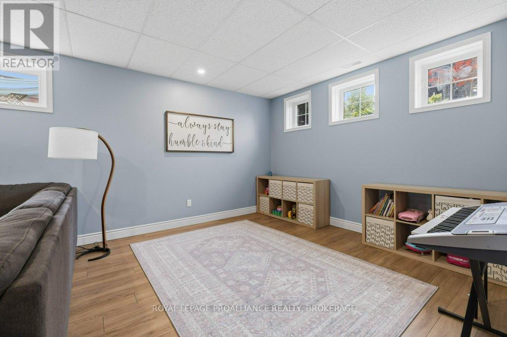 600 SHILOH AVENUE - 32