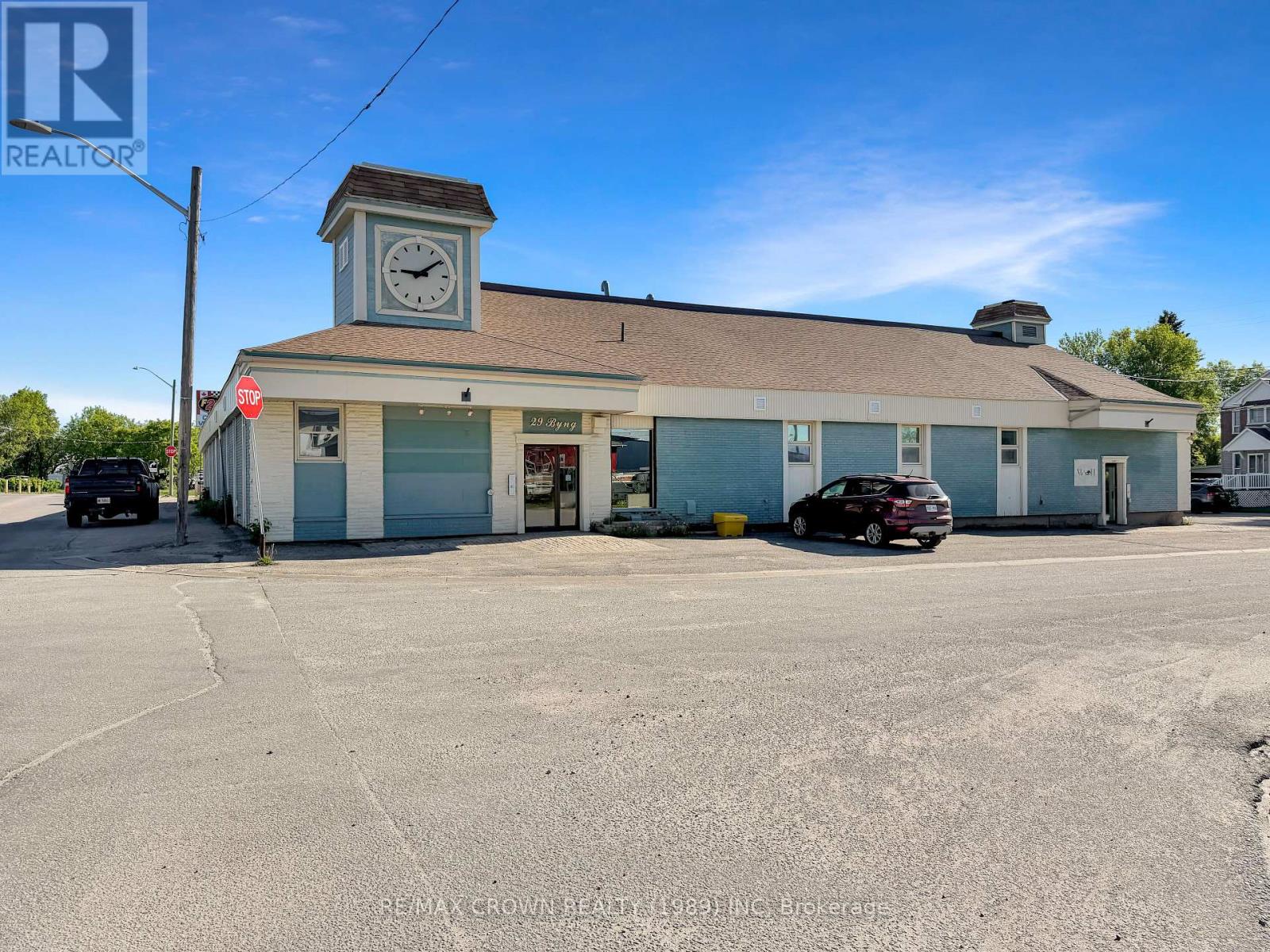 SUITE 1 - 29 BYNG AVENUE