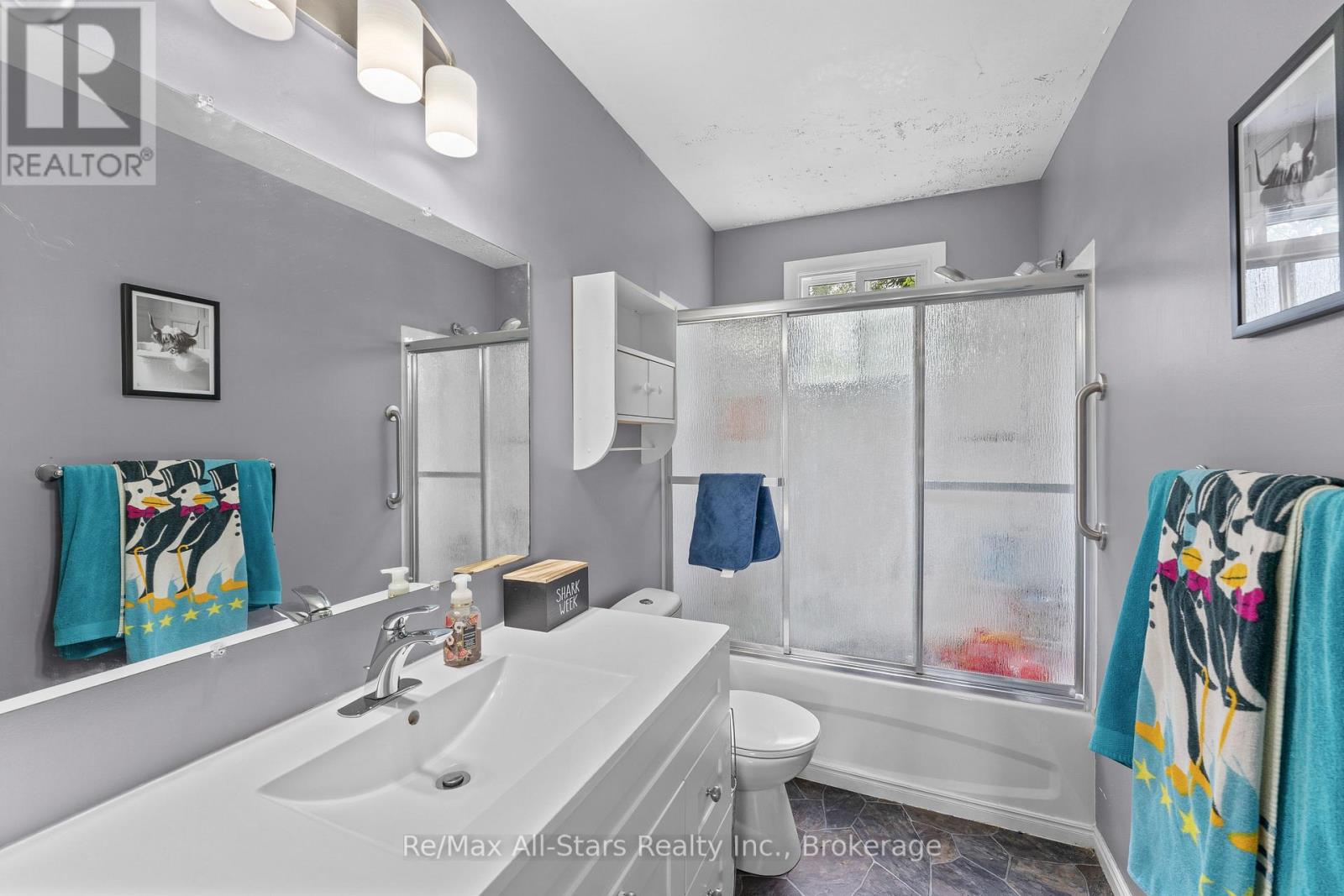 13 EVA STREET - 11
