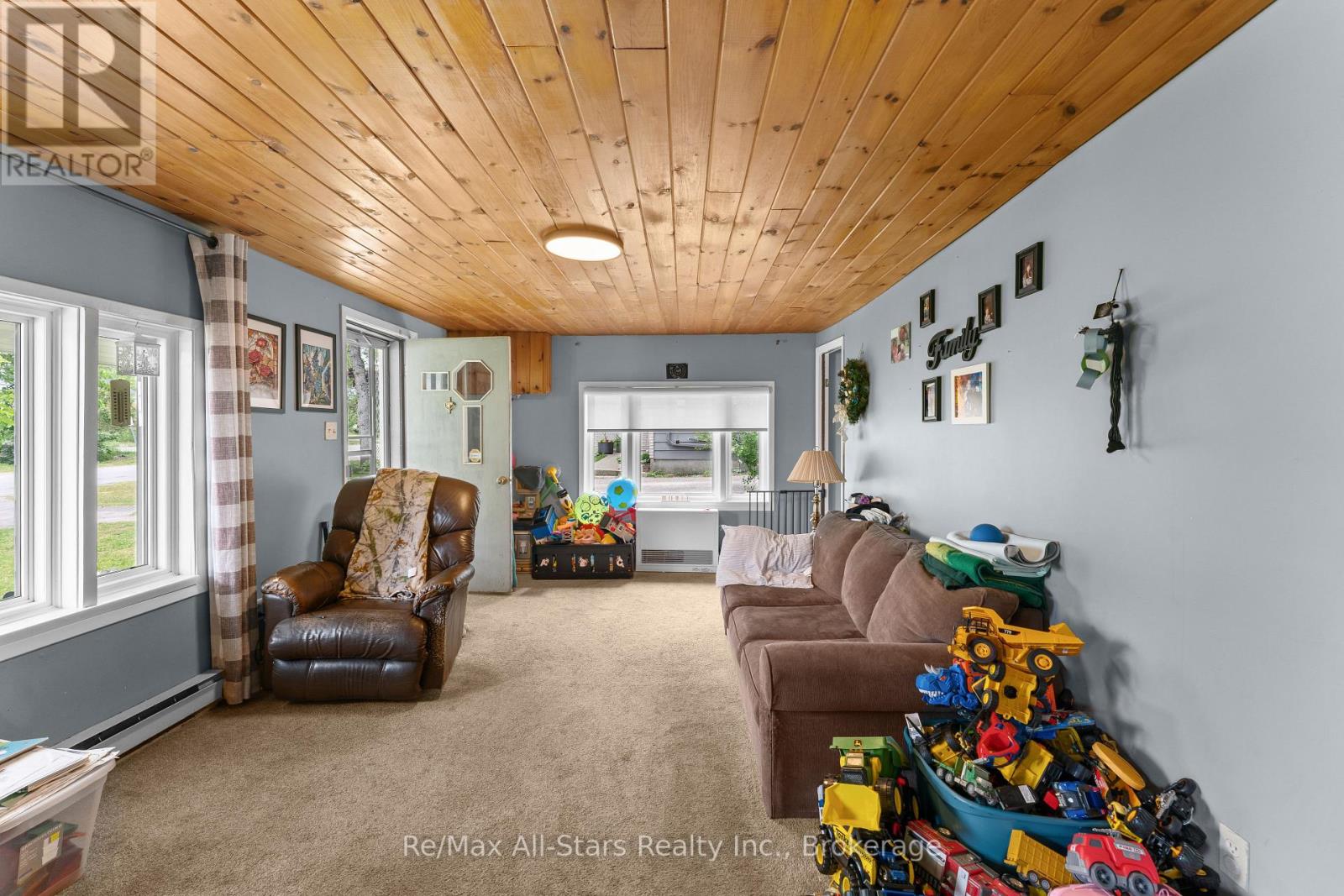 13 EVA STREET - 7