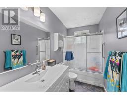13 Eva Street, Kawartha Lakes, ON K0M1N0 Photo 11