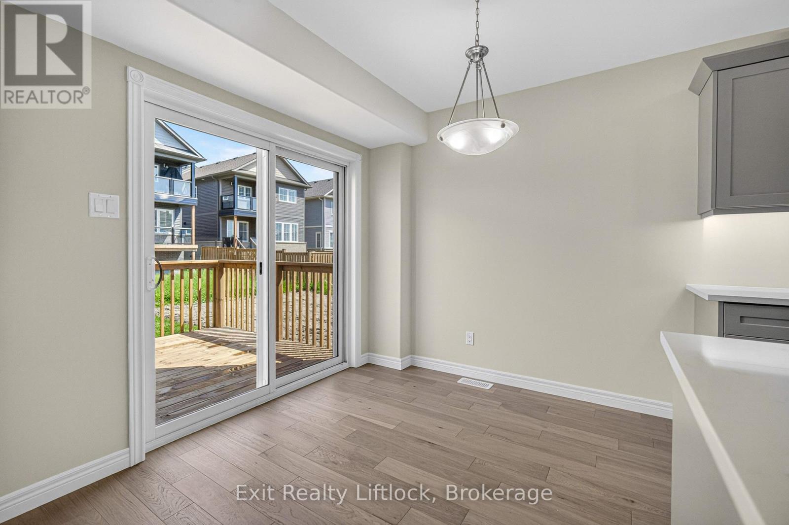 242 O'NEIL STREET - 14