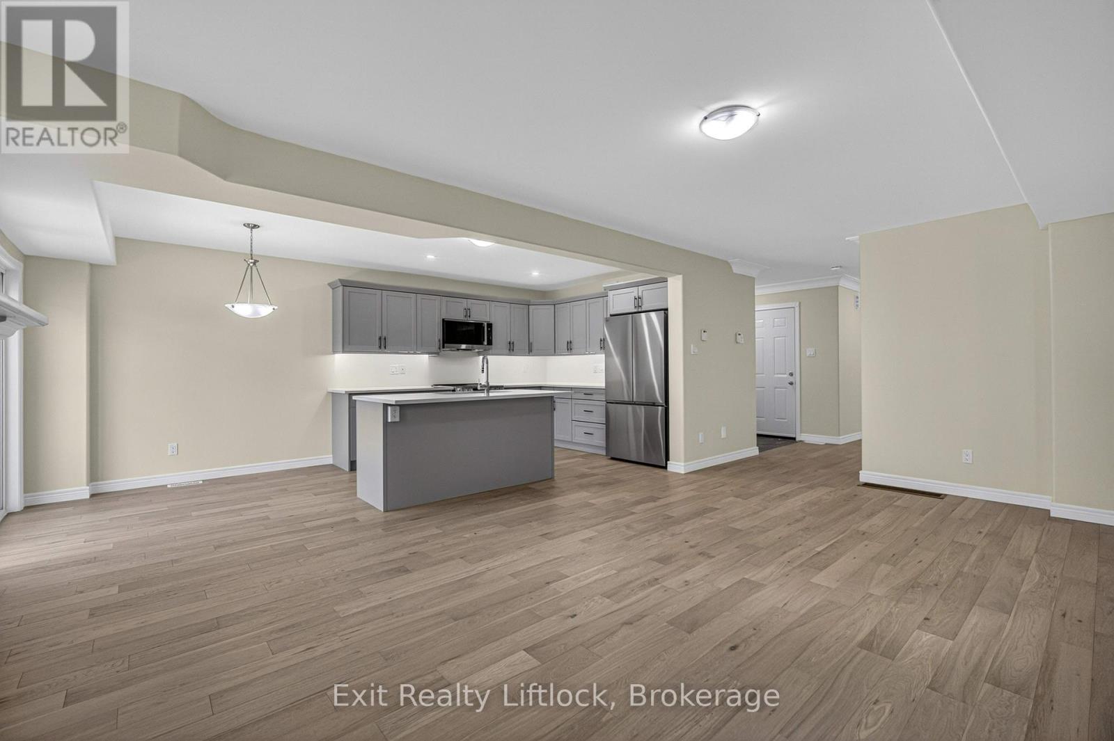 242 O'NEIL STREET - 15