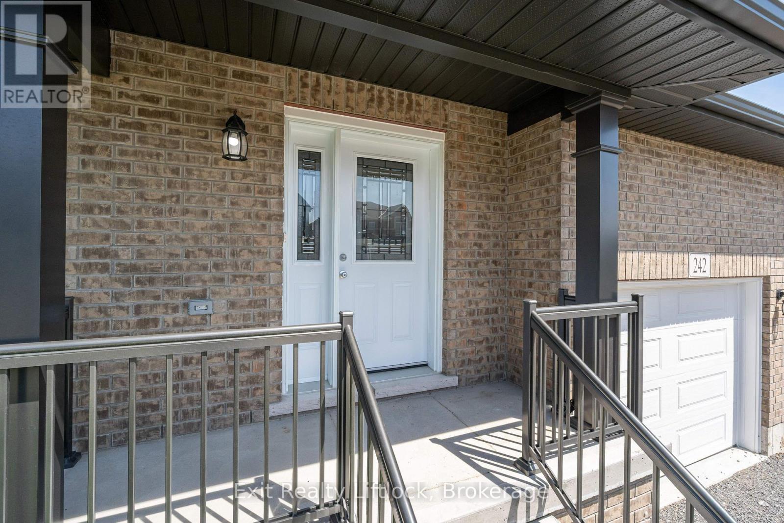 242 O'NEIL STREET - 2