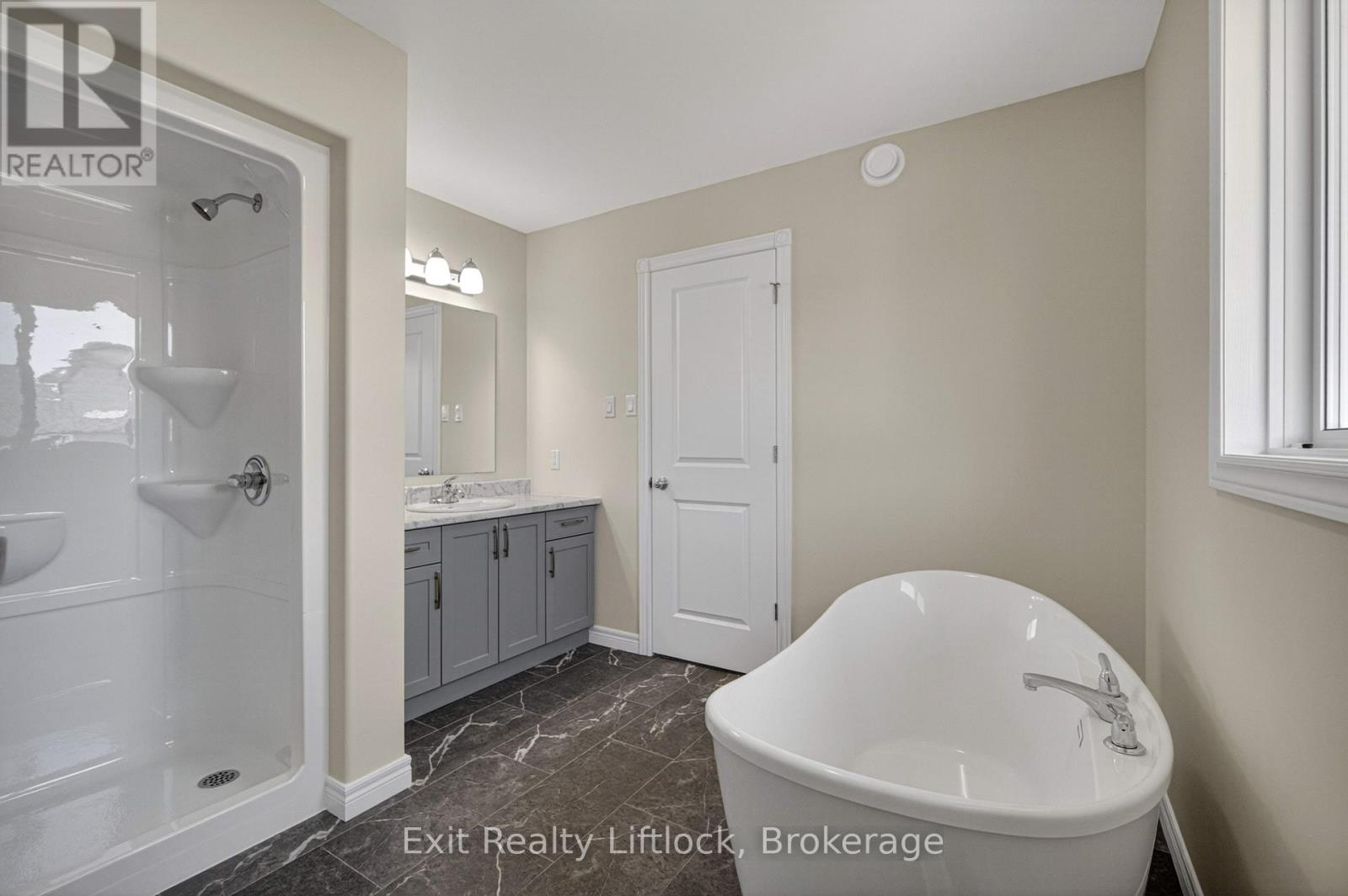242 O'NEIL STREET - 22