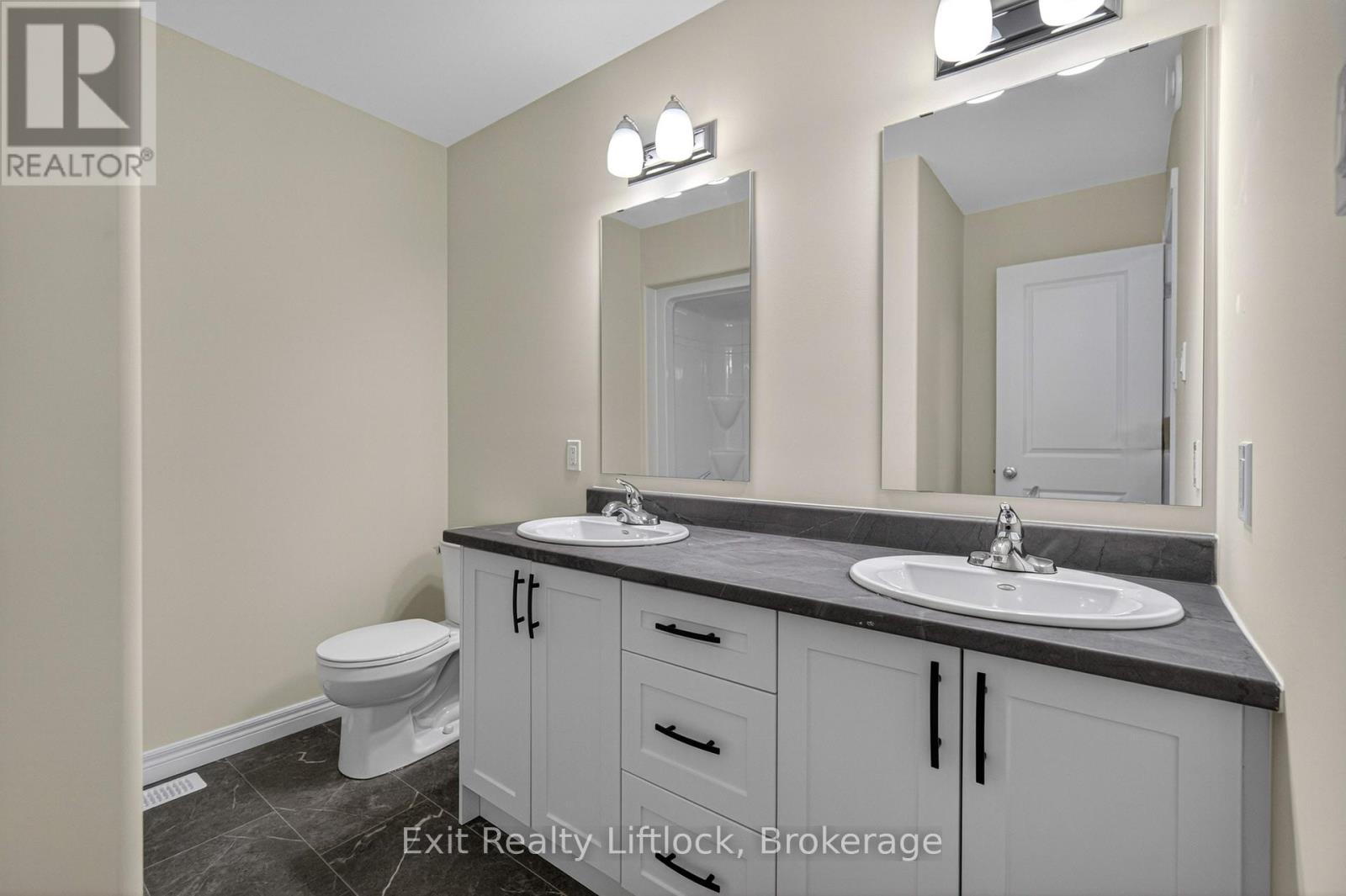 242 O'NEIL STREET - 29