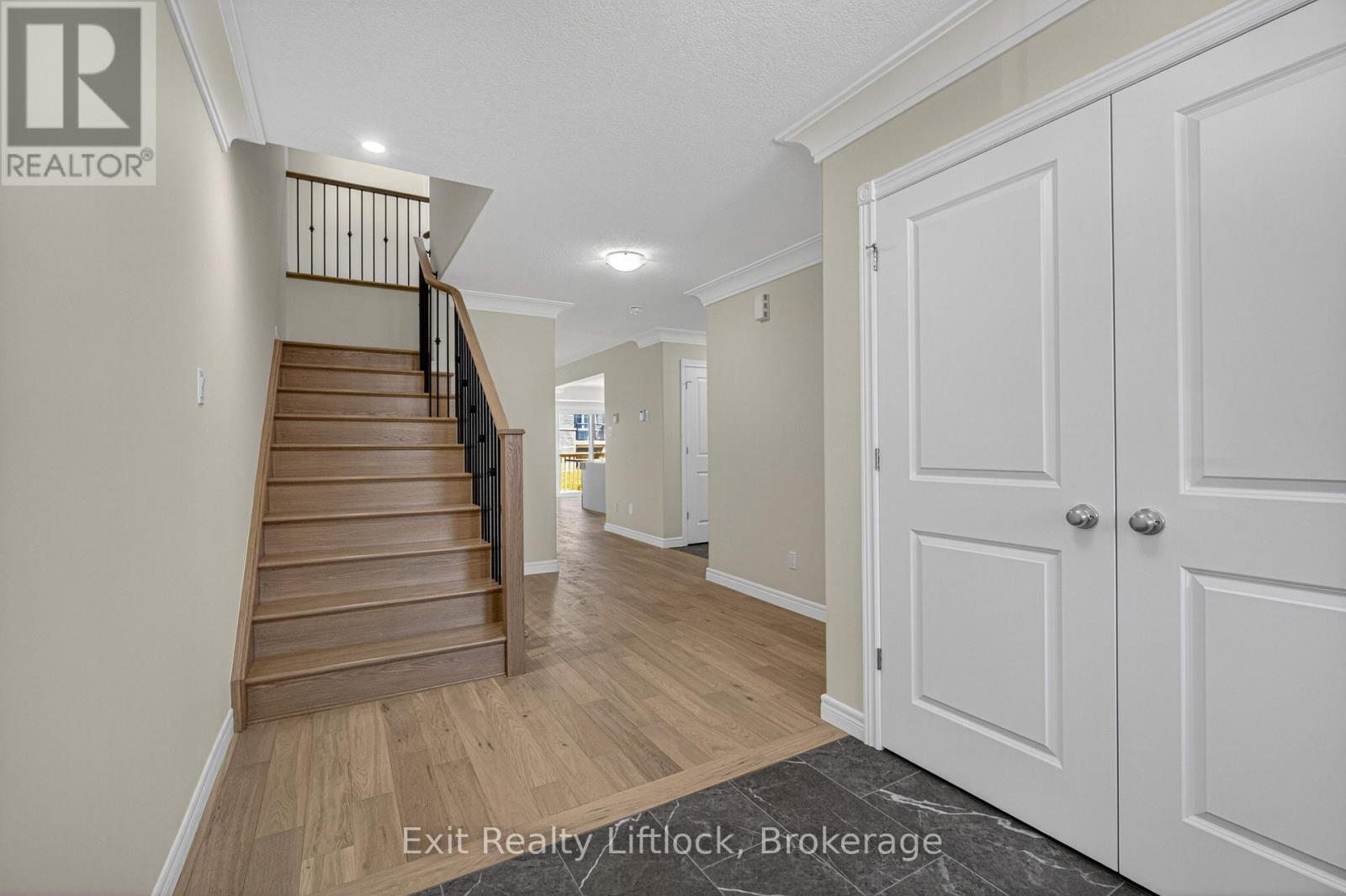 242 O'NEIL STREET - 4
