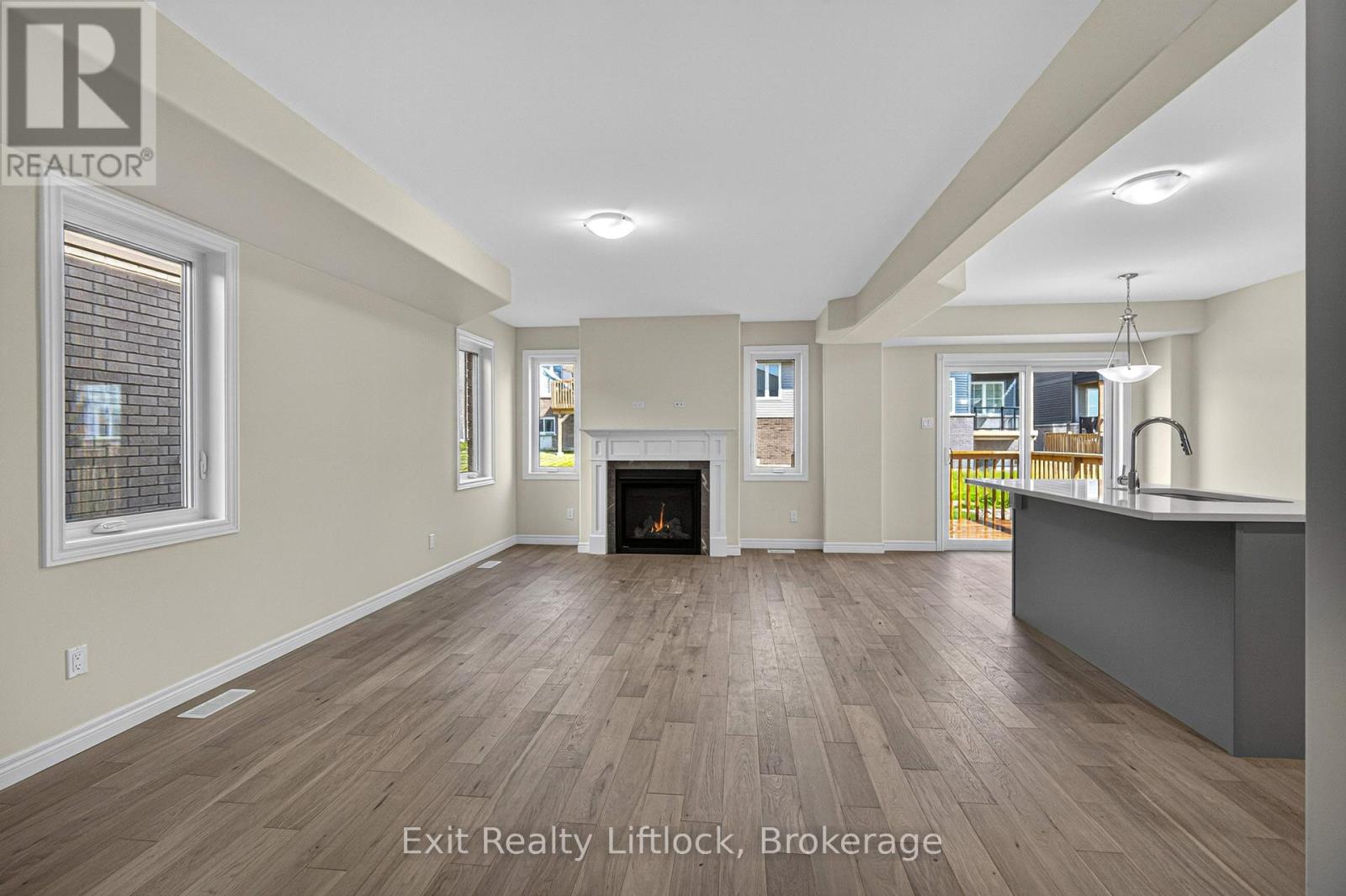 242 O'NEIL STREET - 6