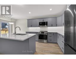 242 O'neil Street, Peterborough, ON K9K0H5 Photo 12