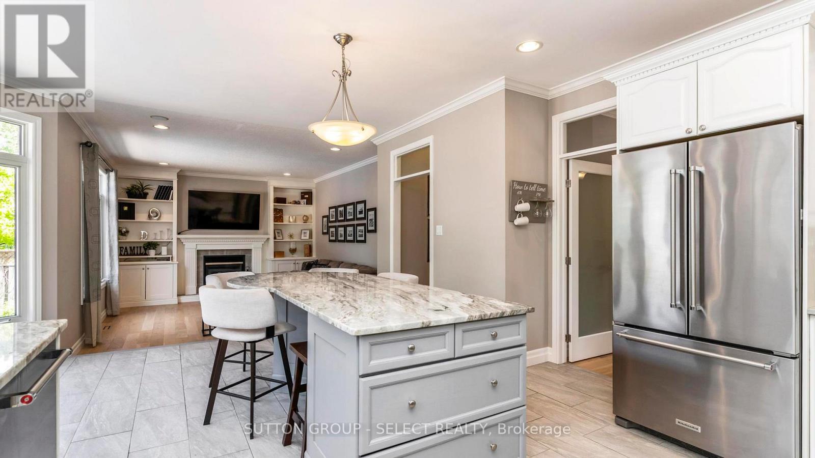 102 CHAMBERS AVENUE - 14