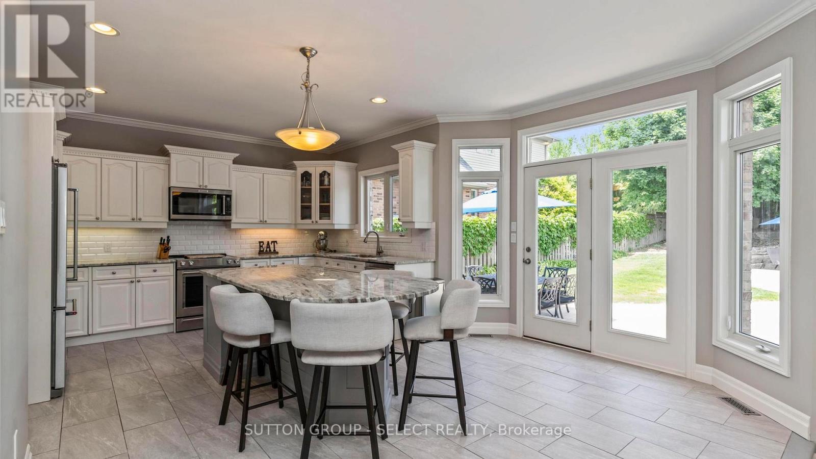 102 CHAMBERS AVENUE - 18