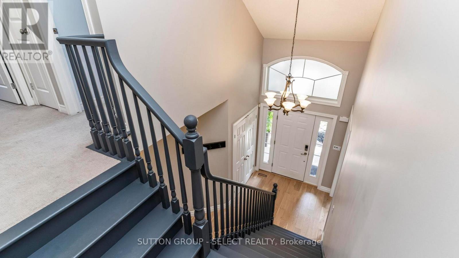 102 CHAMBERS AVENUE - 24