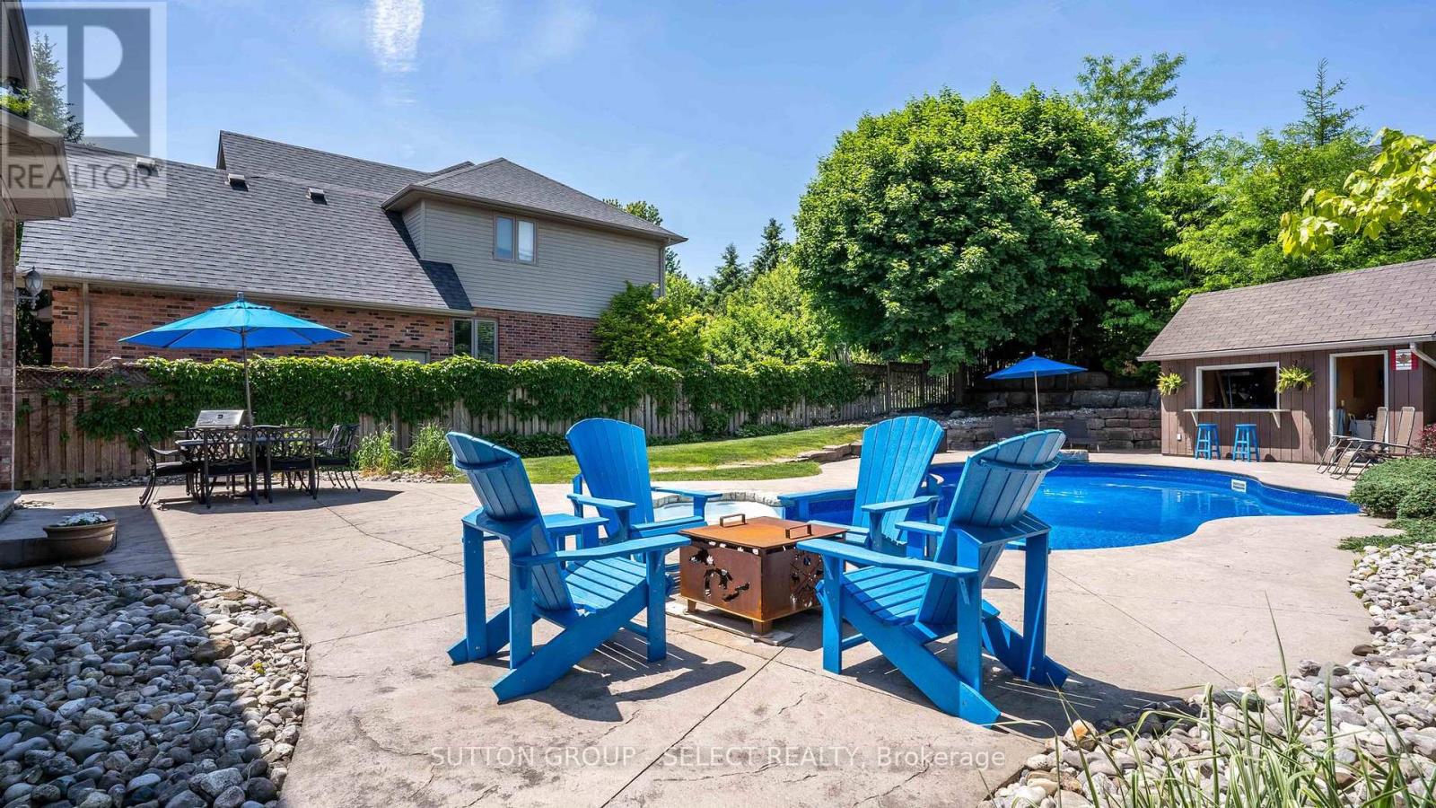 102 CHAMBERS AVENUE - 42