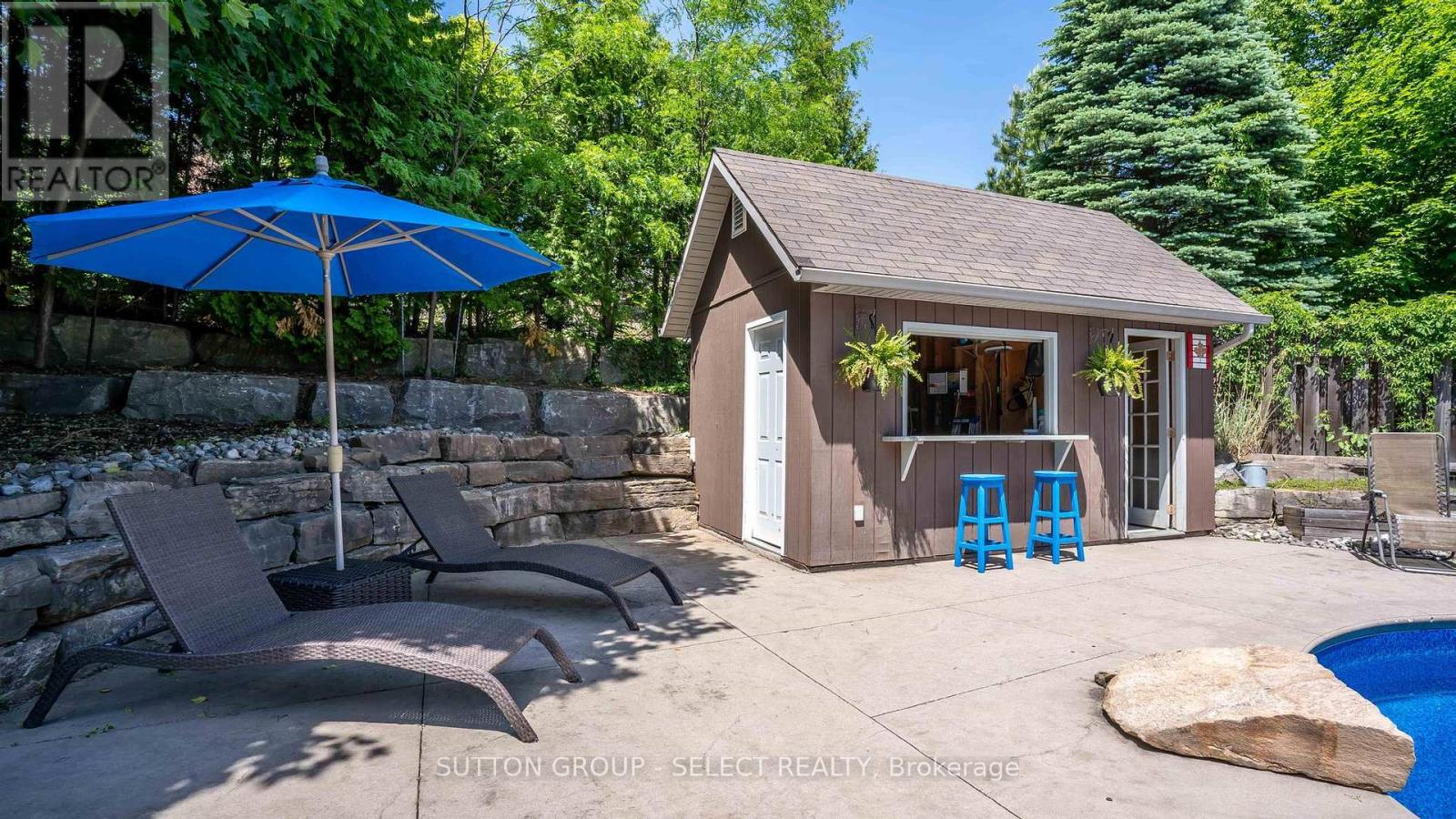 102 CHAMBERS AVENUE - 43