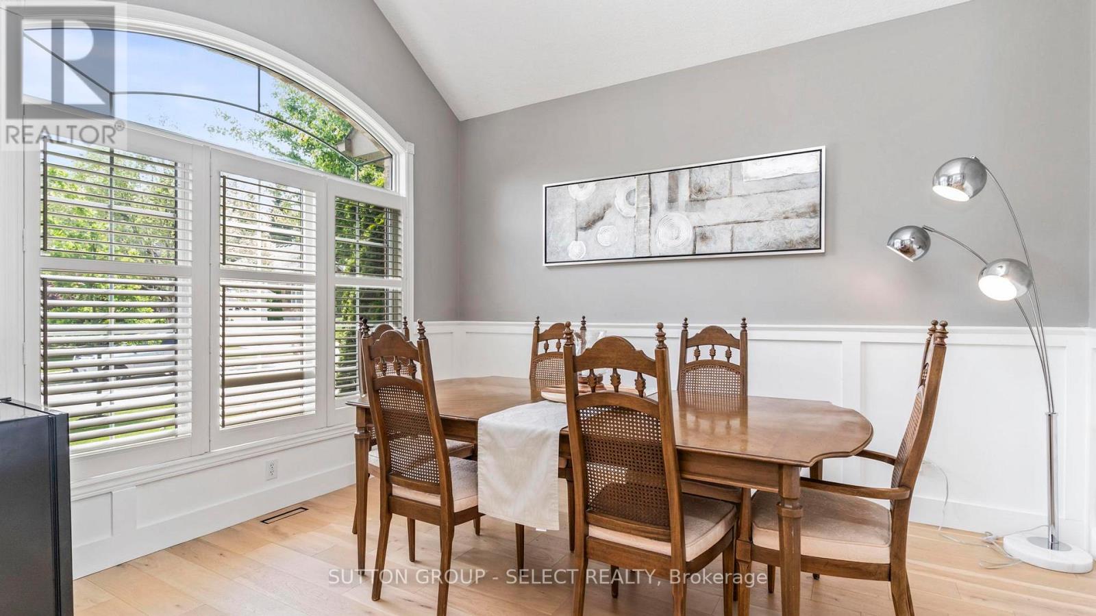 102 CHAMBERS AVENUE - 9