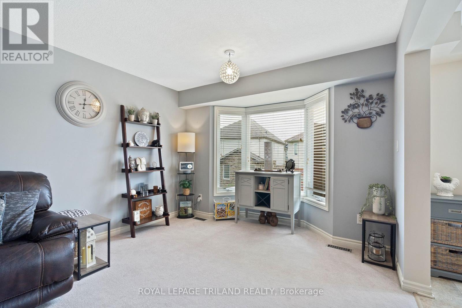 3268 EMILYCARR LANE - 10