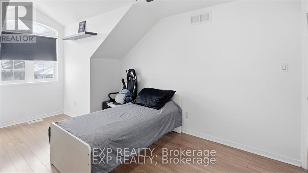 222 DEERCROFT AVENUE - 33
