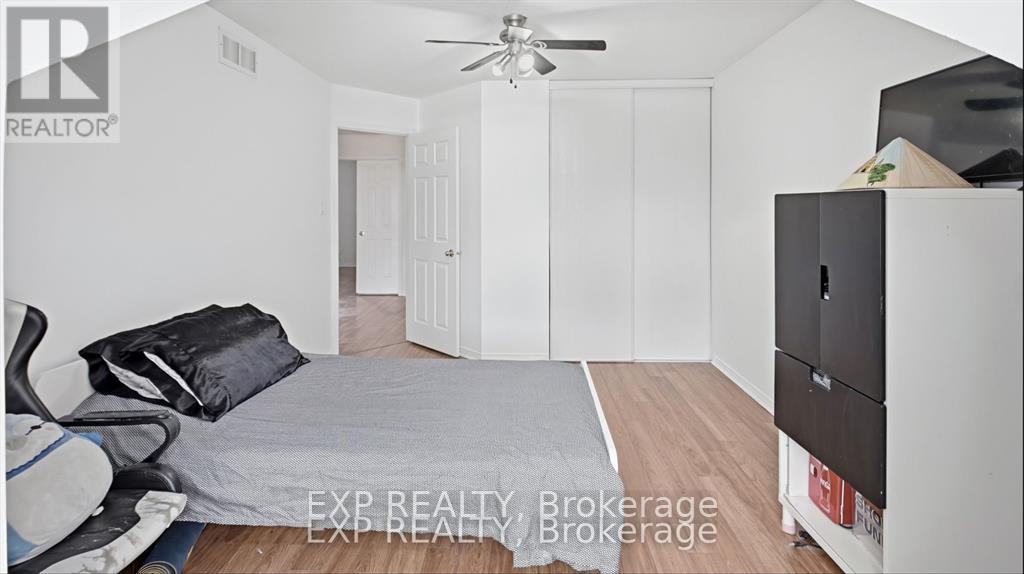 222 DEERCROFT AVENUE - 34