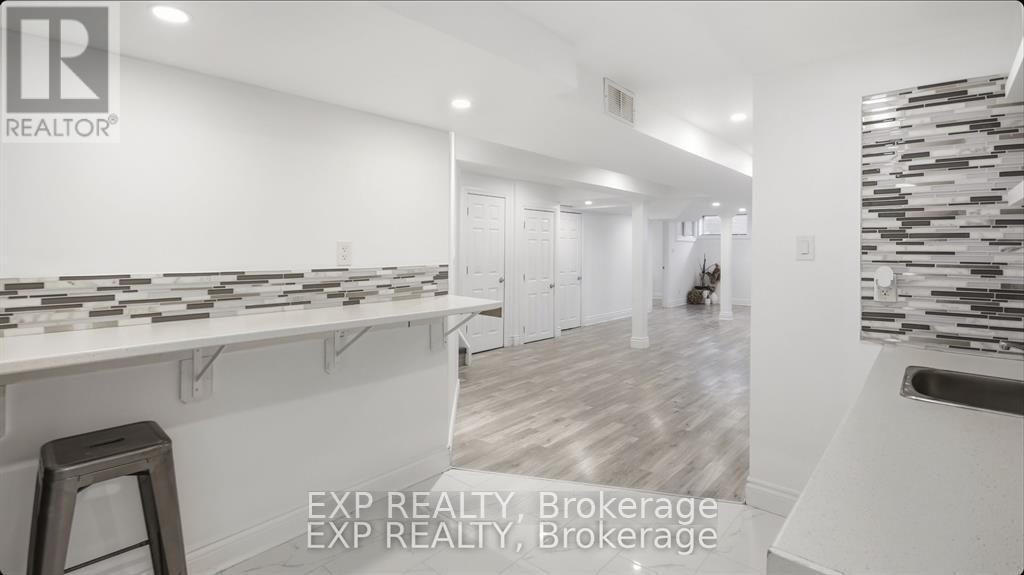 222 DEERCROFT AVENUE - 42