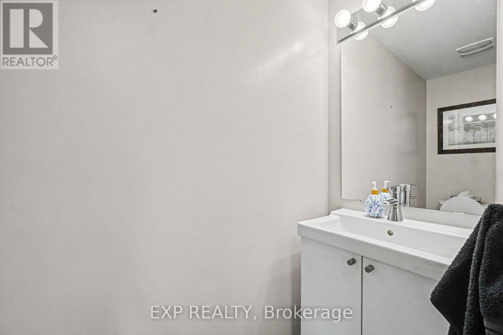 2 Bed, 2 Bath House for Sale in Ottawa – 2656 BAYNES SOUND WAY, Ottawa – MLS# X13419122 - Image 19