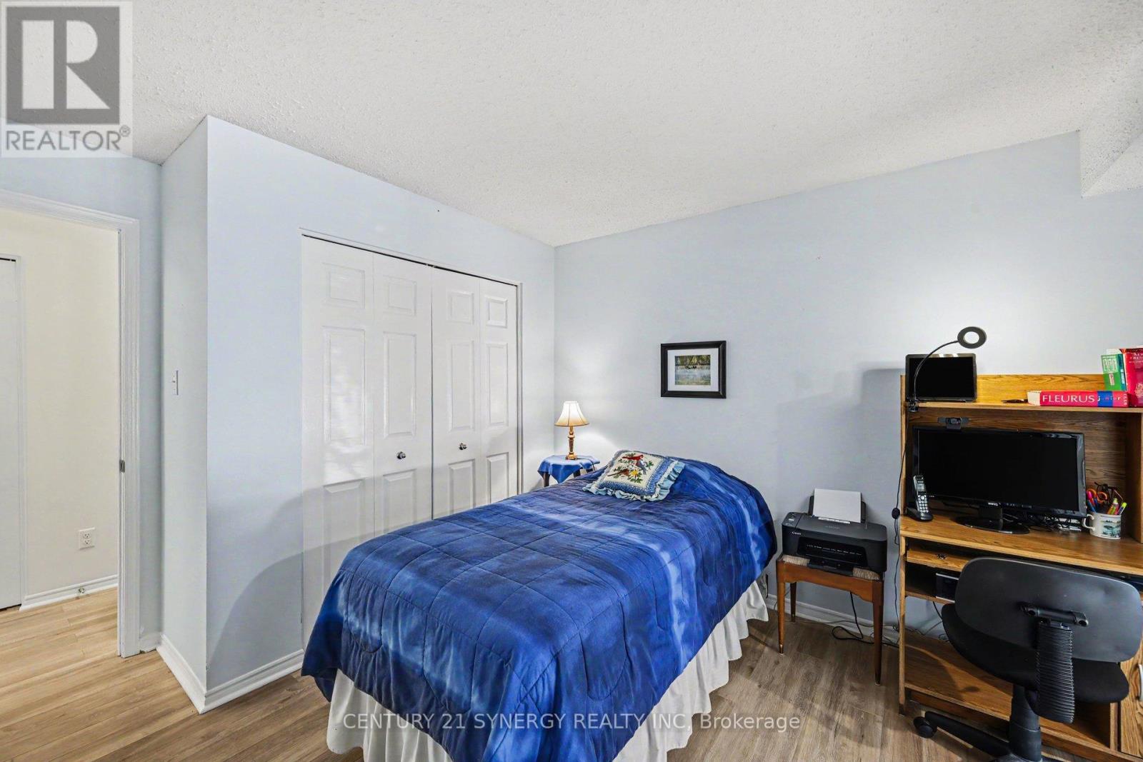 #108 61 JACK CRESCENT - 18