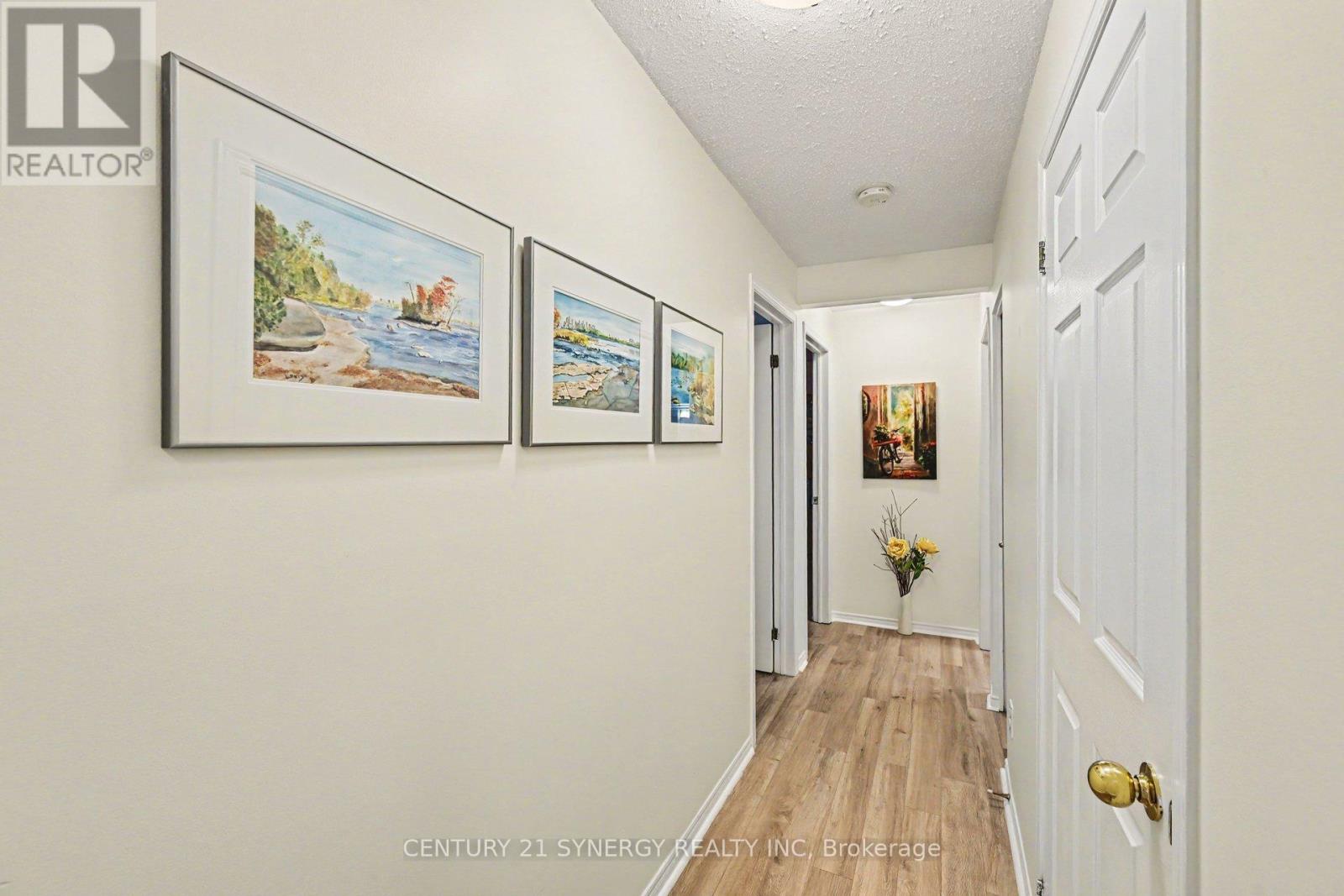 #108 61 JACK CRESCENT - 19