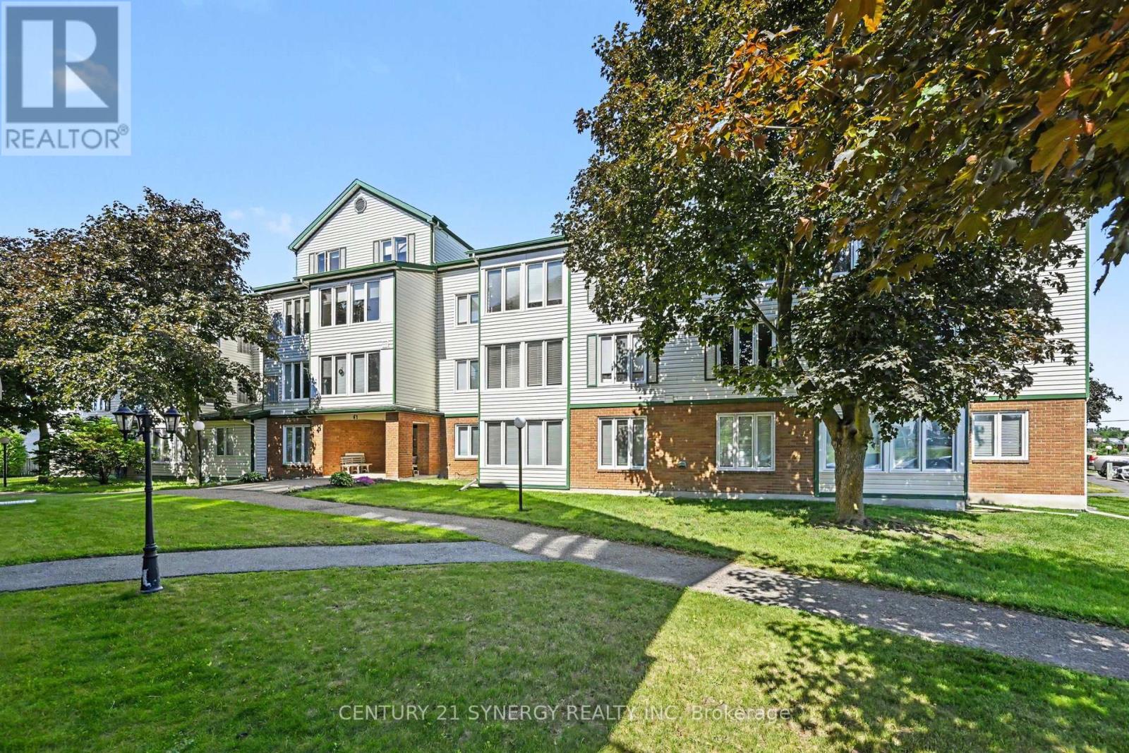 #108 61 JACK CRESCENT - 2