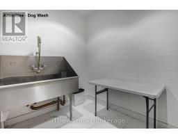 210 - 76 Shuter Street, Toronto, ON M5B1B4 Photo 9