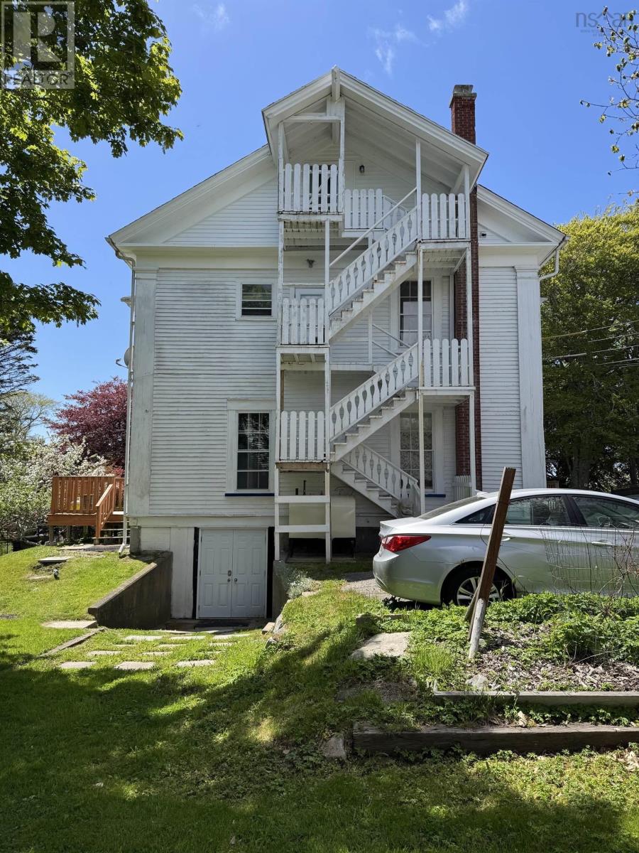 6 Chipman Lane - 8