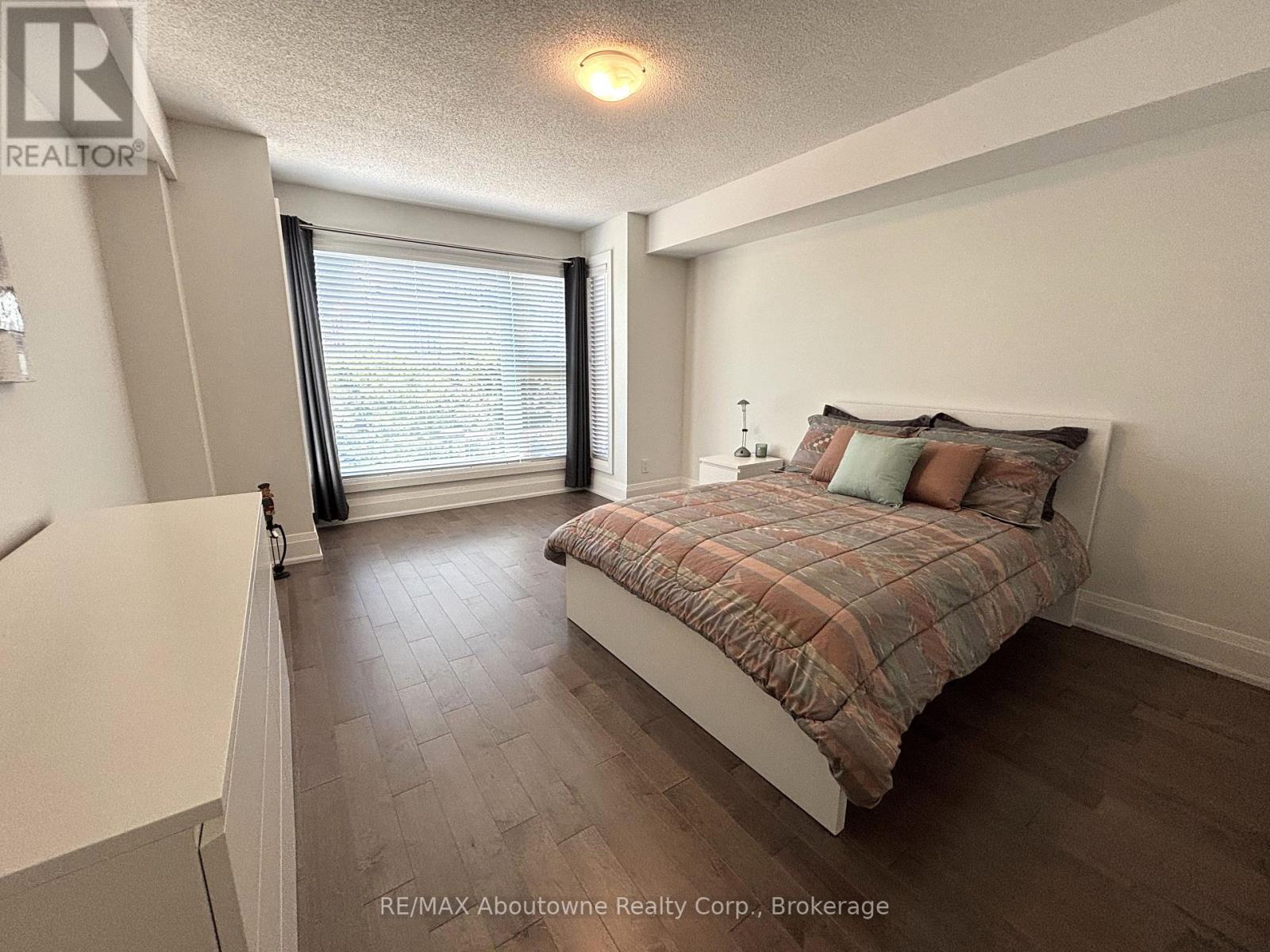 #RL5 53 ARTHUR STREET S - 19
