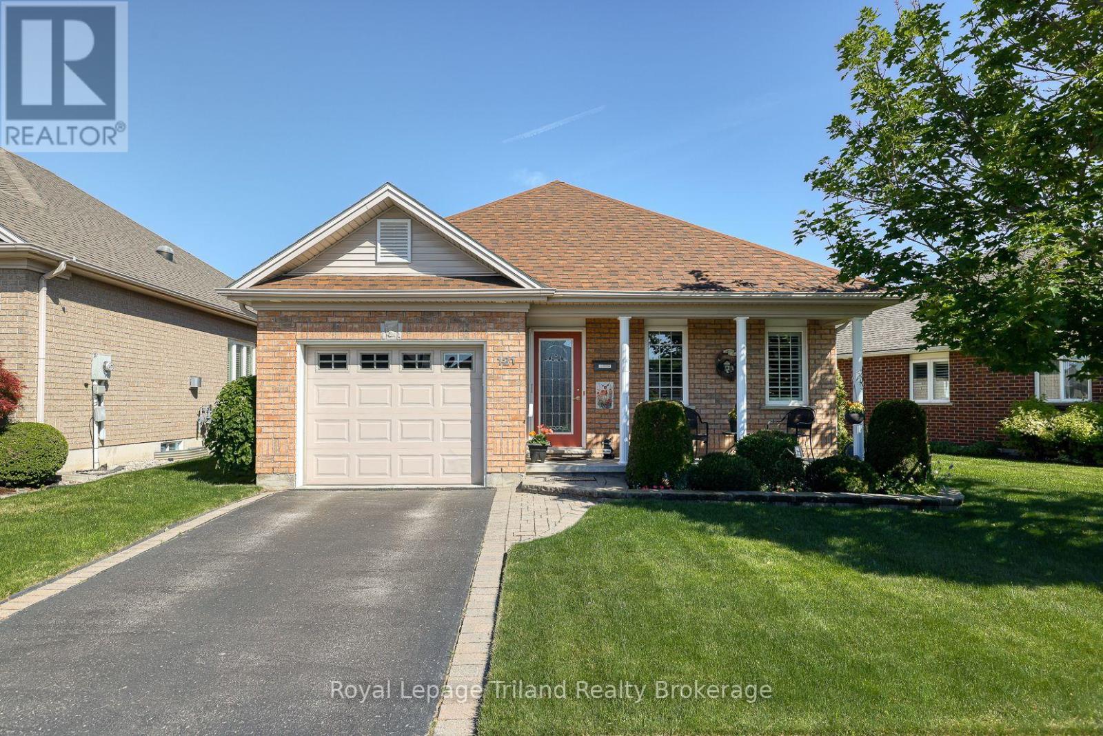 121 WESTON DRIVE - 1