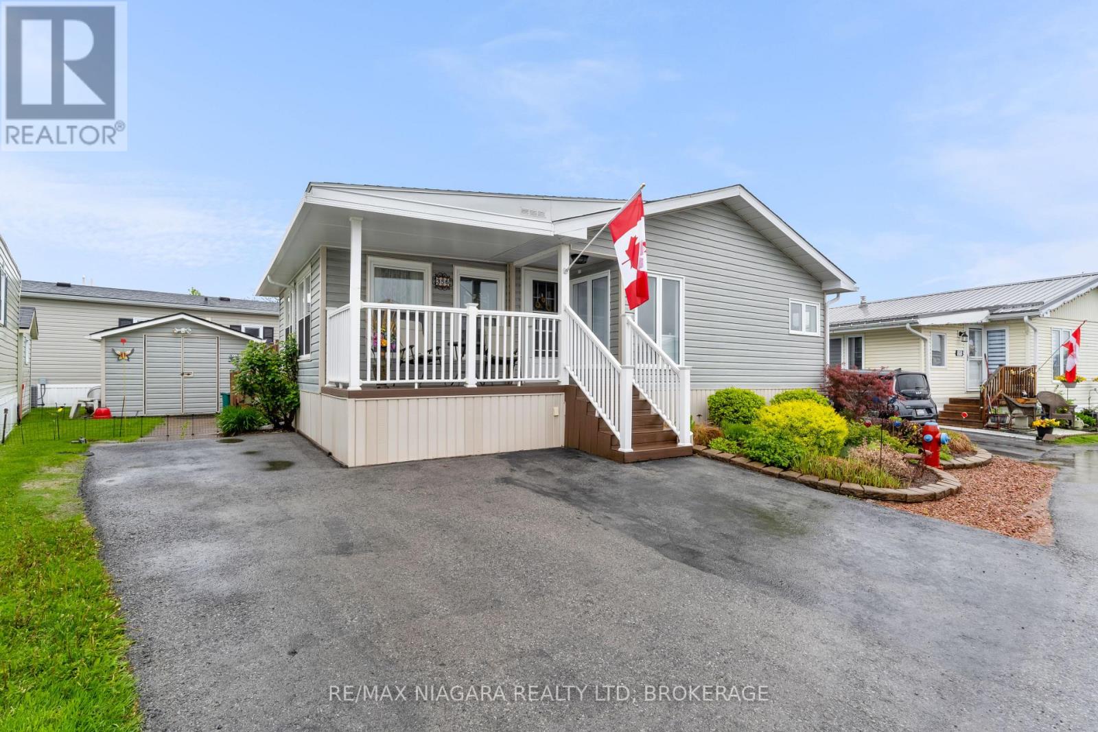 #356 3033 TOWNLINE ROAD - 1