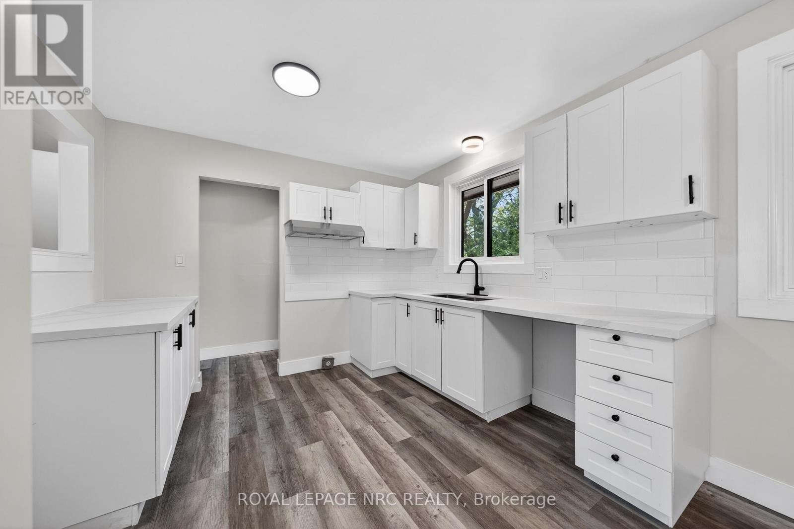 970 PARKDALE AVENUE - 14