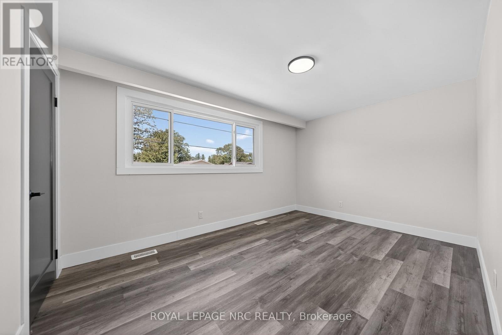 970 PARKDALE AVENUE - 20