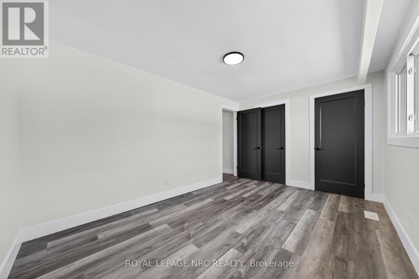 970 PARKDALE AVENUE - 21